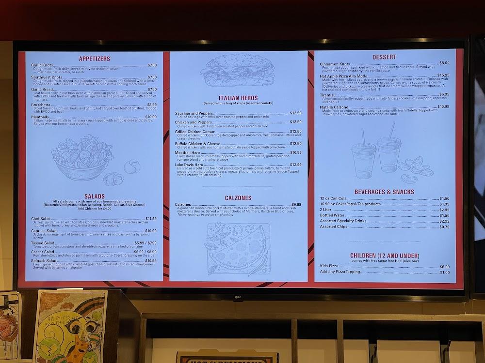 Lake Travis Pizza at Riverplace Southwest Knots